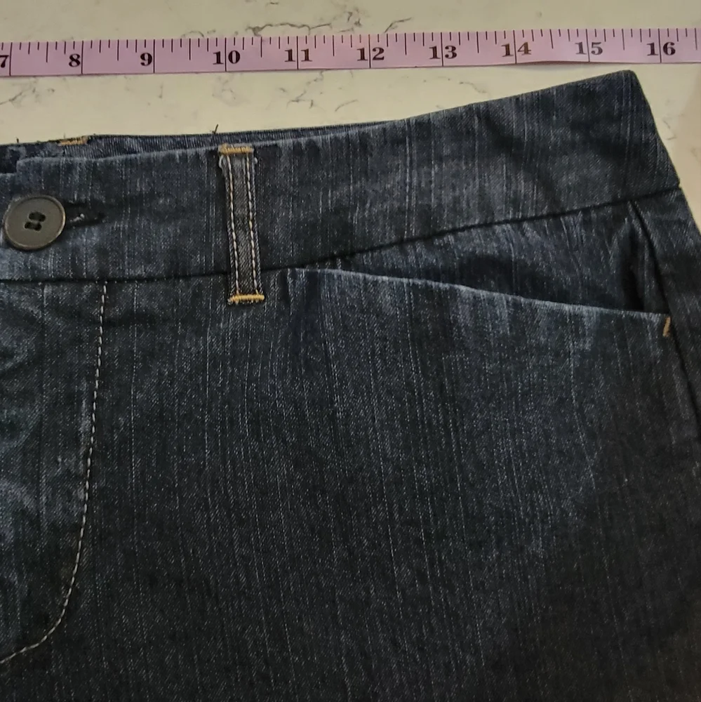 Khakis zipper closure blue jeans size 6 petit